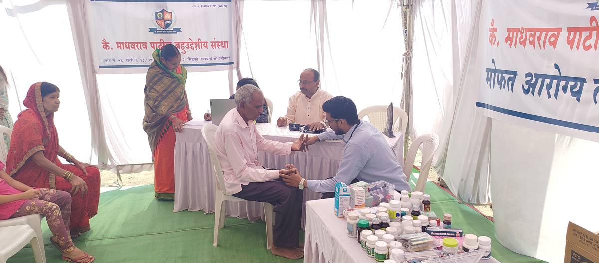 मोफत आरोग्य तपासणी शिबिराच्या माध्यमातून सामाजिक कार्य  म्हाडा कॉलनी देवळाई छत्रपती संभाजीनगर